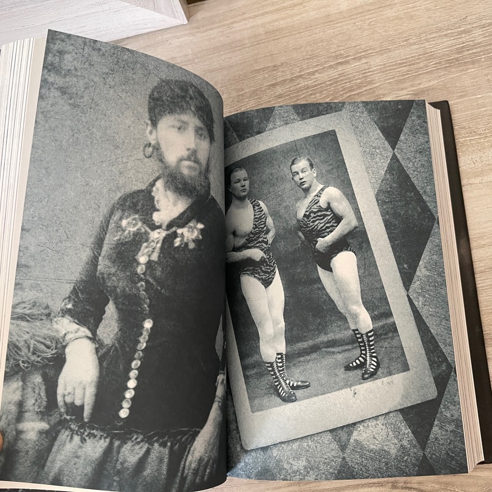 Sanctum Hardcover Book by Madelein Roux - Picture 8 of 10